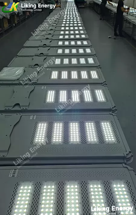 Proporcionarle una solución de alumbrado público solar a medida