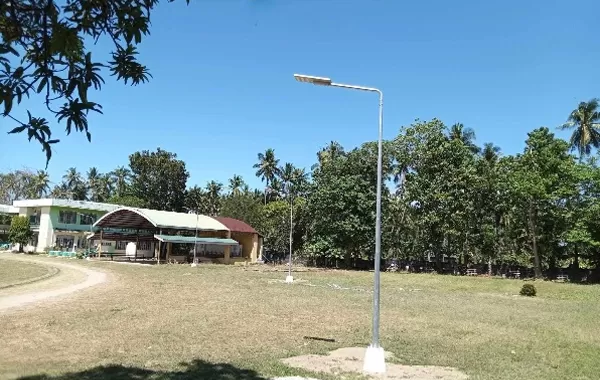 Instalación de la farola solar M40w