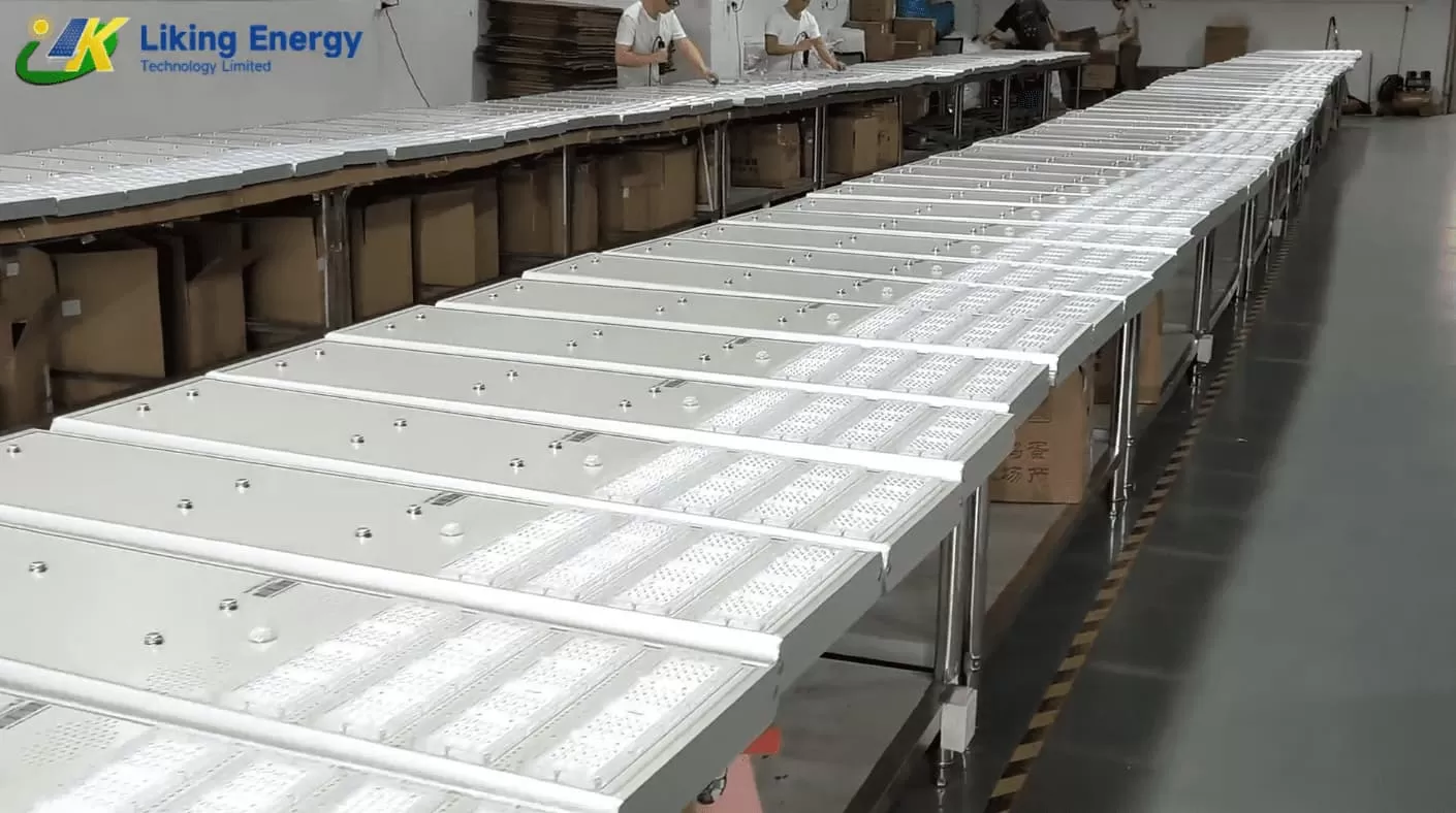 Liking-M60W farola solar todo en uno rentable