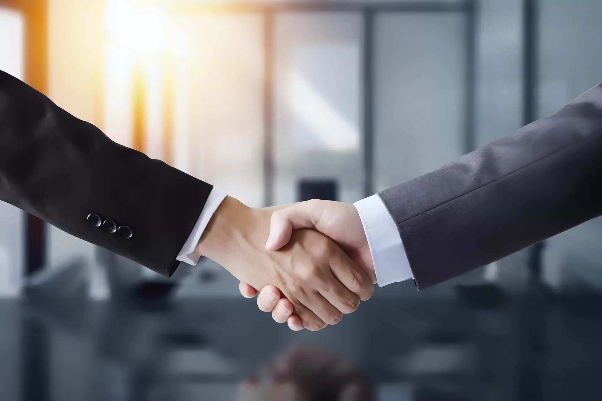 Su proveedor confiable de luz solar